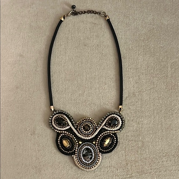 House of Moda Dream Bold Black and Gold Statement Necklace with Intricate Design - Picture 2 of 4